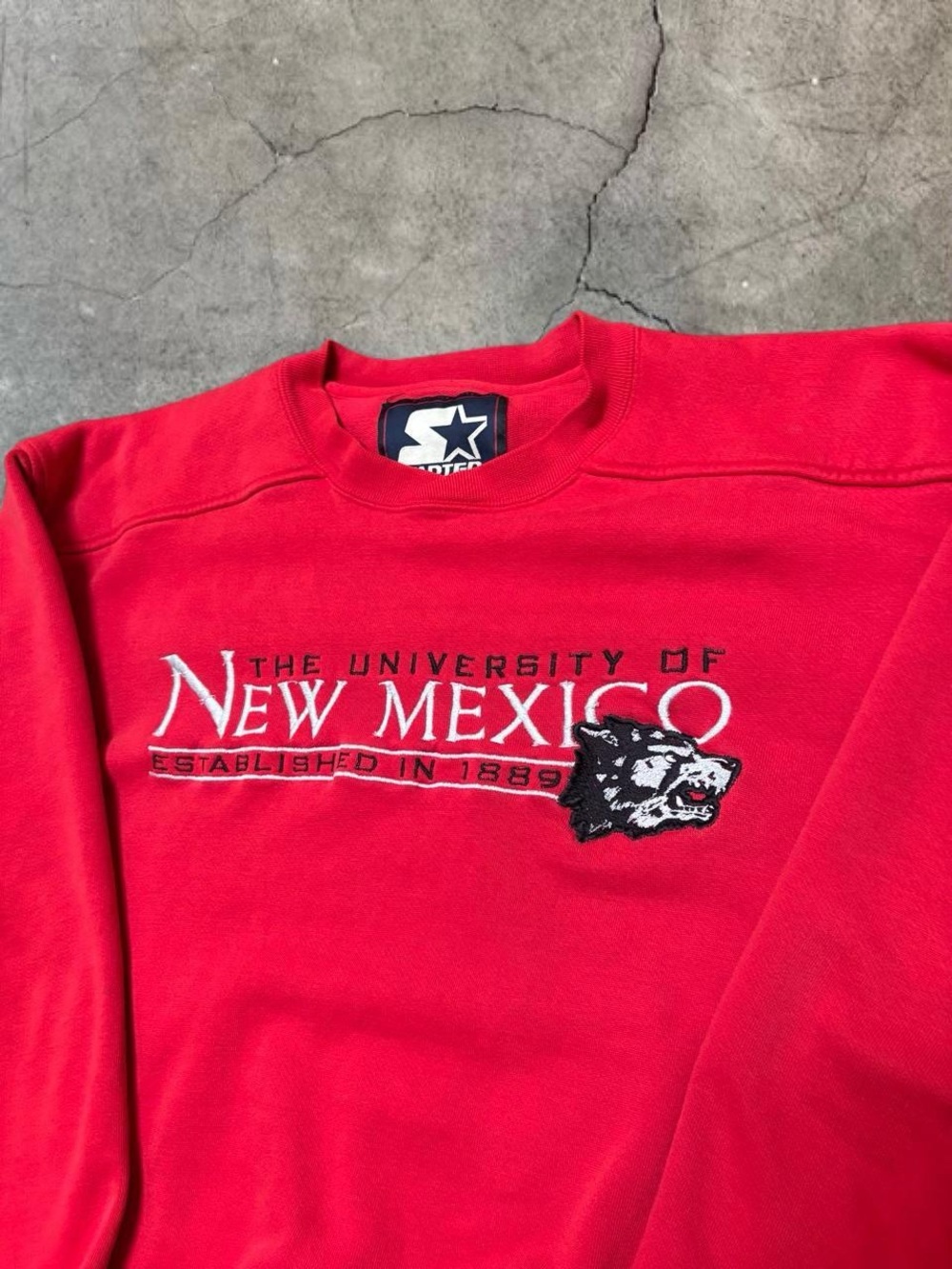 UNM 90s starter crewneck